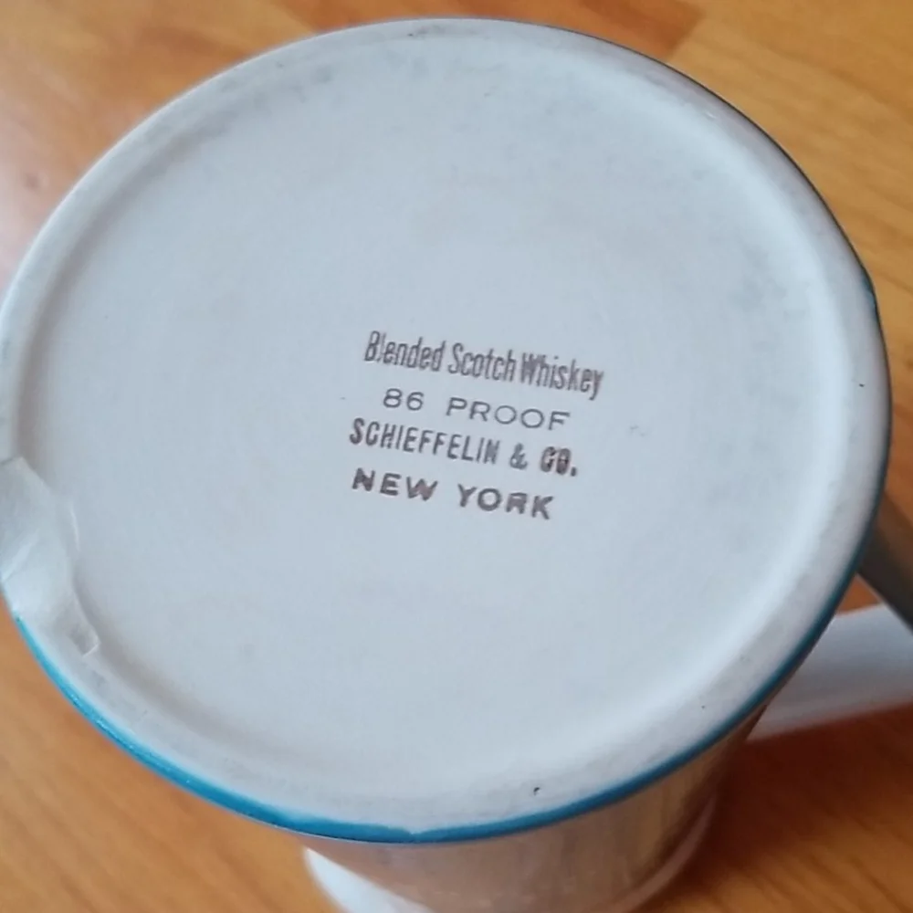 WTS Teacher's Highland Cream turquo white Pitcher